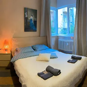 opera-apartment-61-withwifi-tv.sofiahotelsbg.com/